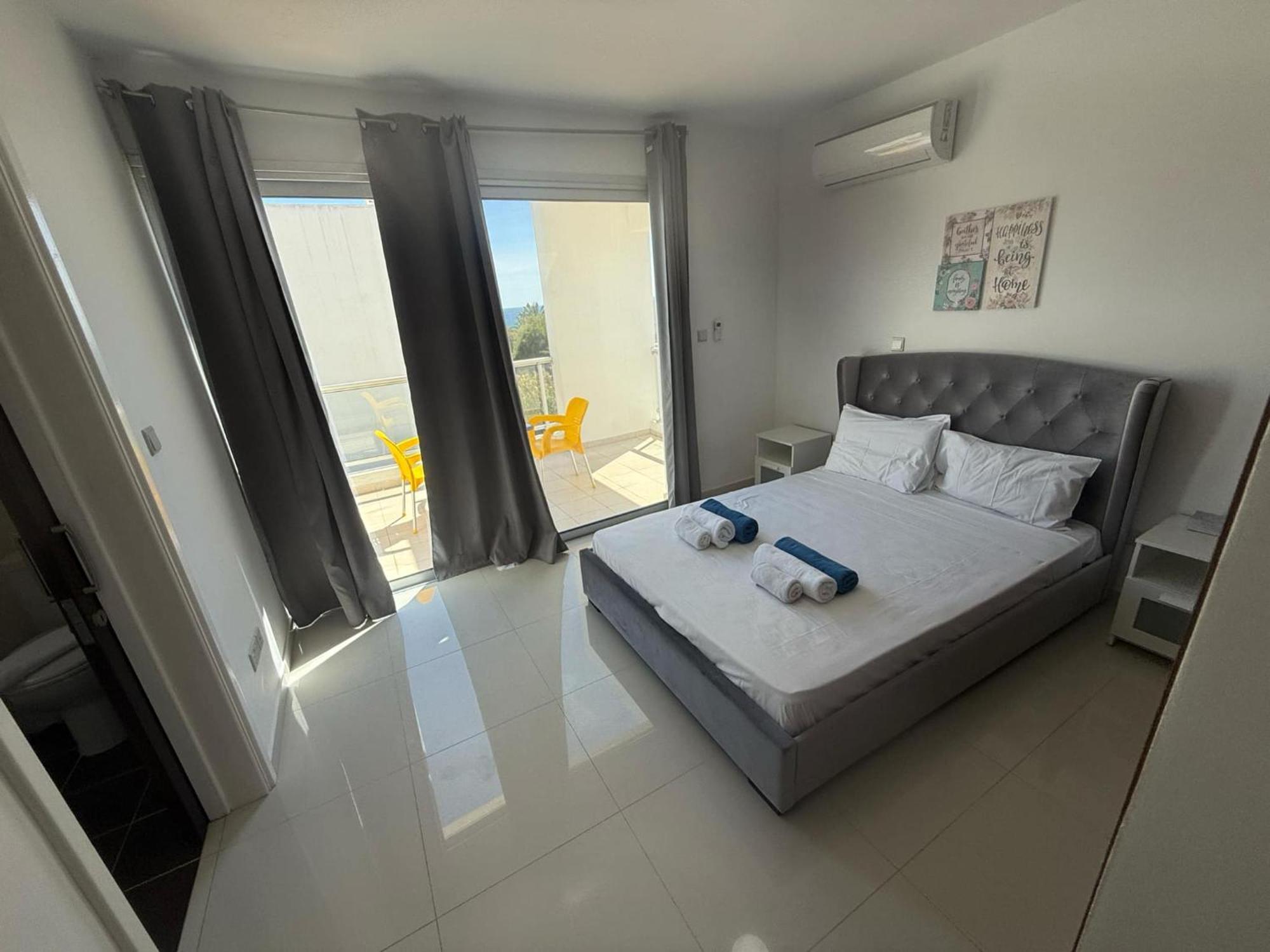 Villa Mulberry Retreat 0,5Km From Everything Coral Bay Esterno foto